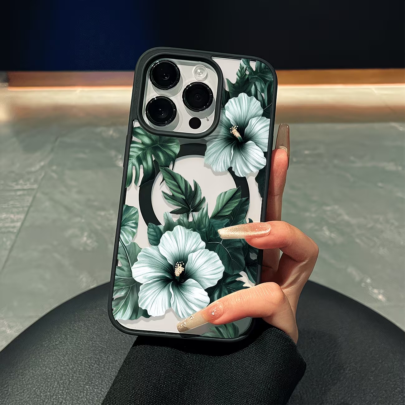Apple Iphone 16 - Green Floral Print Phone Case For